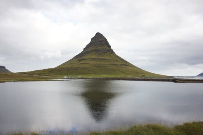 Kirkjufell montagne