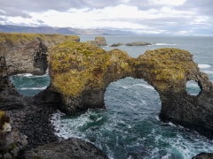 Arnarstapi arche et falaise Arnarstapi arche et falaise