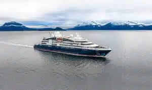 Navire de croisière Le Bellot