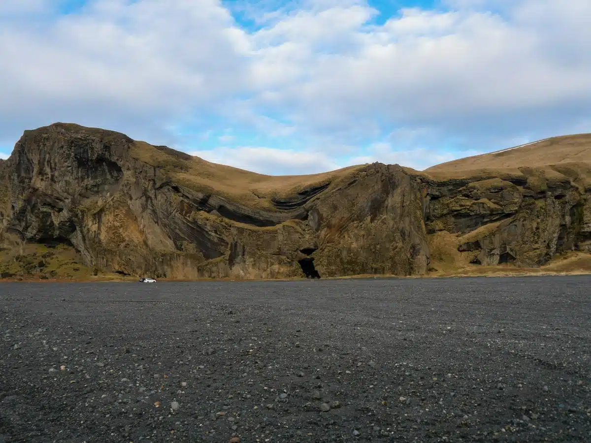 Hjörleifshöfði grotte Yoda