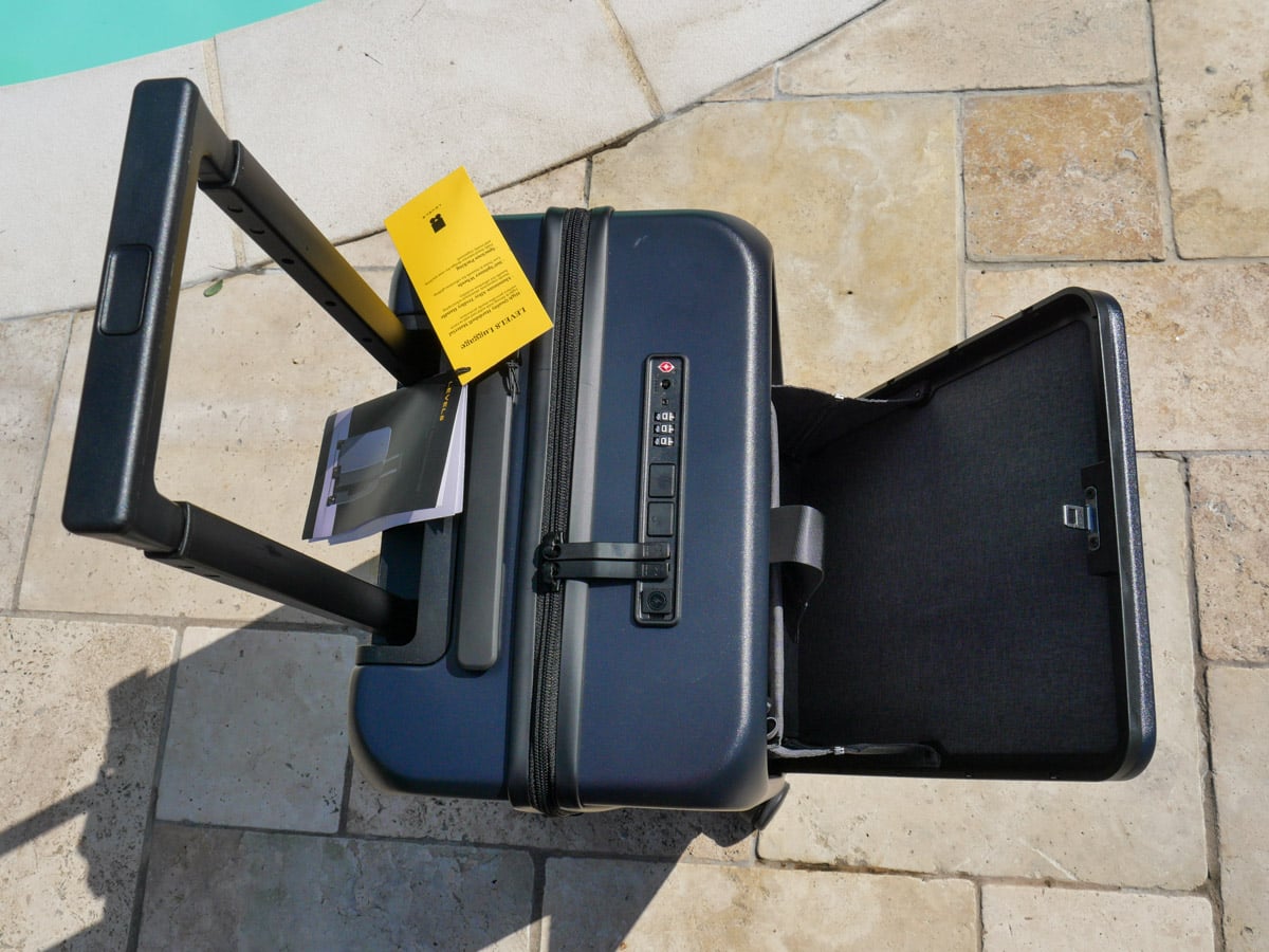 Pro Carry-On with Laptop pocket 20