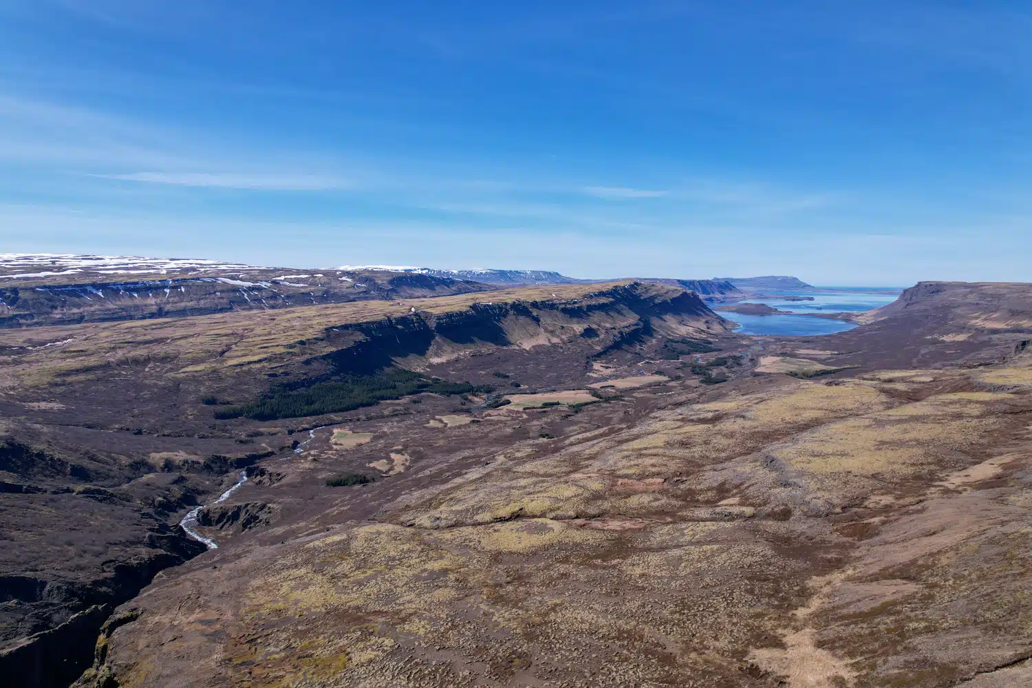 Glymur-vue-vers-le-fjord