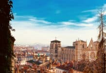 Comment partir en Islande lorsque l’on se trouve vers Lyon ? Lyon